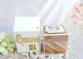 Exploding box na 18 urodziny z koroną i pudełkiem na pieniądze w kolorach: biały, kremowy, beżowy, złoty, brązowy